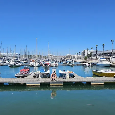 Moderne A Avec Piscines, Proche De La Marina - Pt-1-44 Lagos